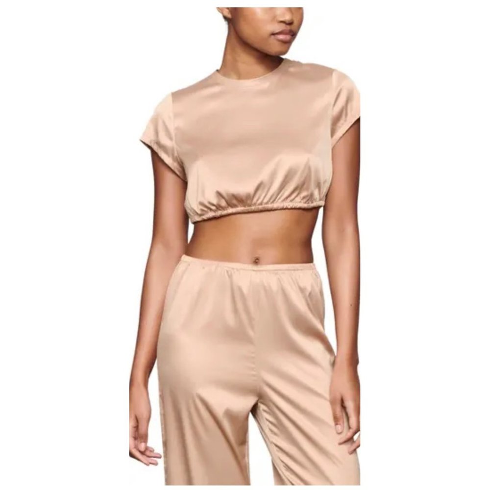 SKIMS NWT Pink Sand Satin Shine Cropped Woven Top Open Back Size 4x